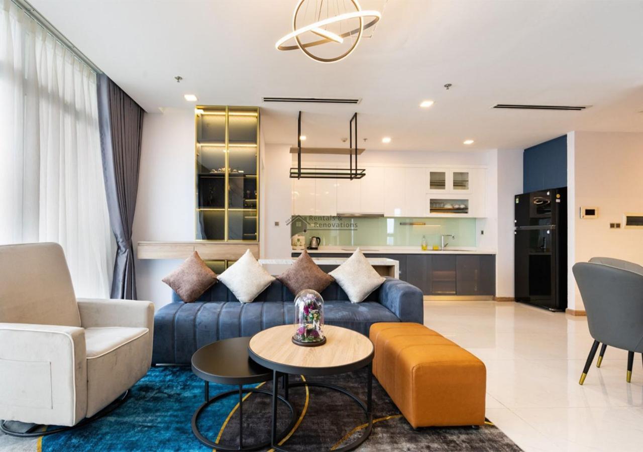 The Vinhomes Central Park Apartments - The Buildings Surrounding Landmark 81 Ho Chi Minh City Exterior photo