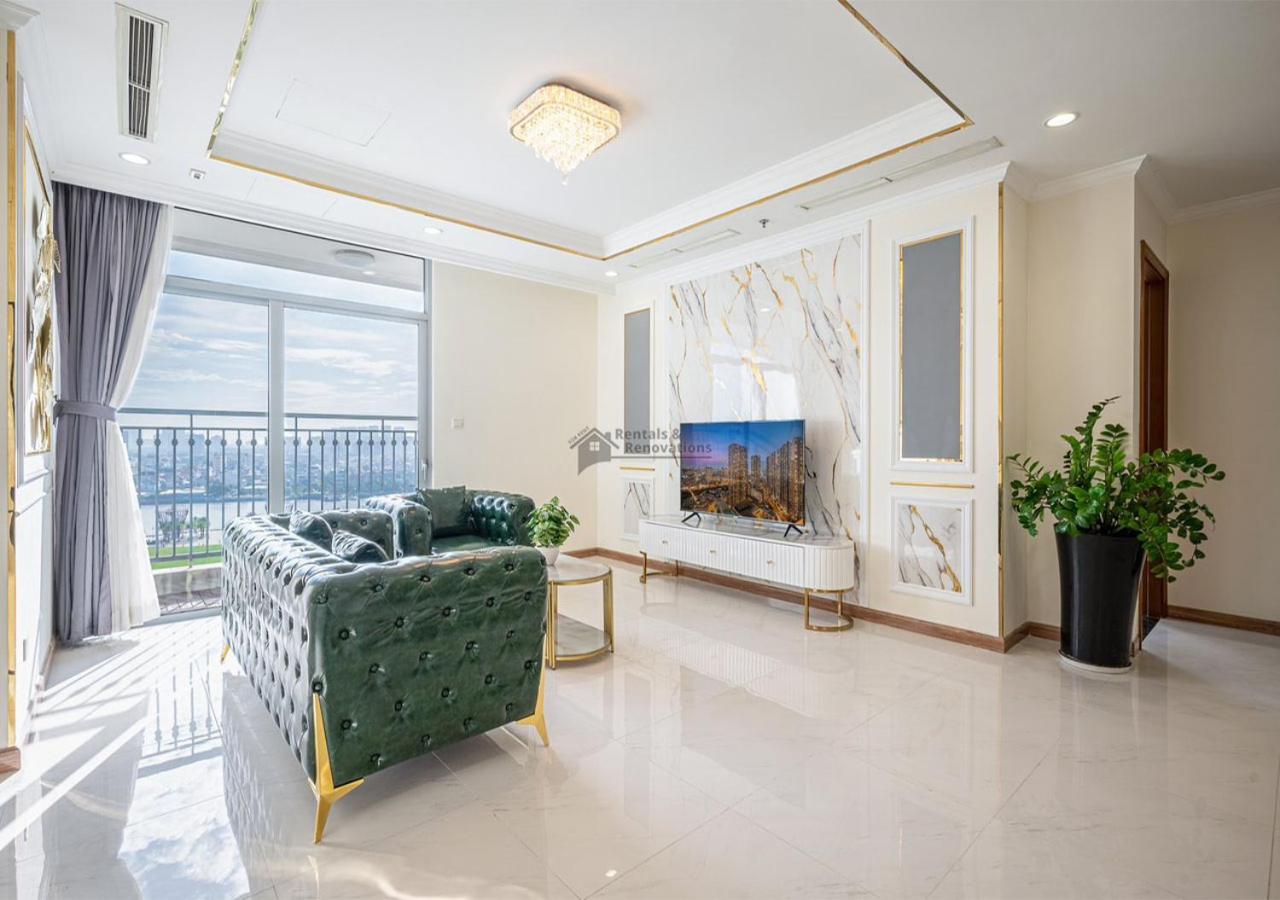 The Vinhomes Central Park Apartments - The Buildings Surrounding Landmark 81 Ho Chi Minh City Exterior photo
